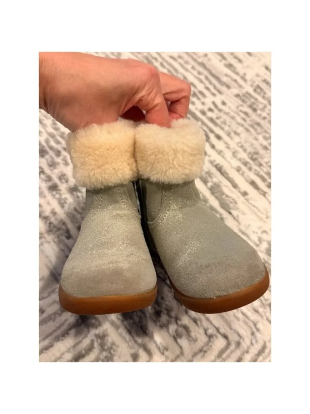 UGG Jorie Metallic girls Toddler size 8 Boots S/N 1018917T